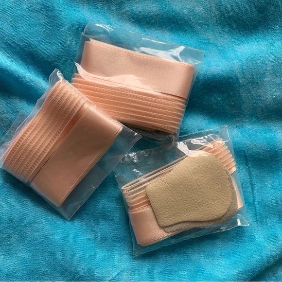 BLOCH Bundle Ballet Ribbon & Elastic for Pointe Shoes 3 sets - Picture 5 of 5